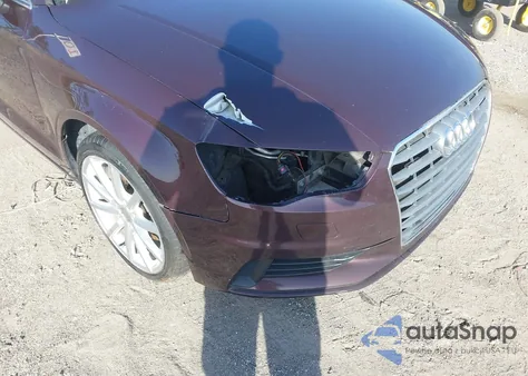 2015 Audi A3 2.0T Premium из США, поврежденный, VIN WAUEFGFFXF1039378